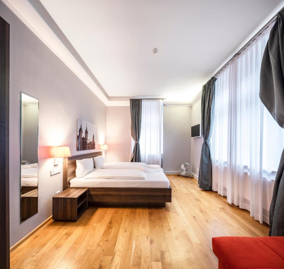 Living-World Aparthotel Heidelberg Exterior foto