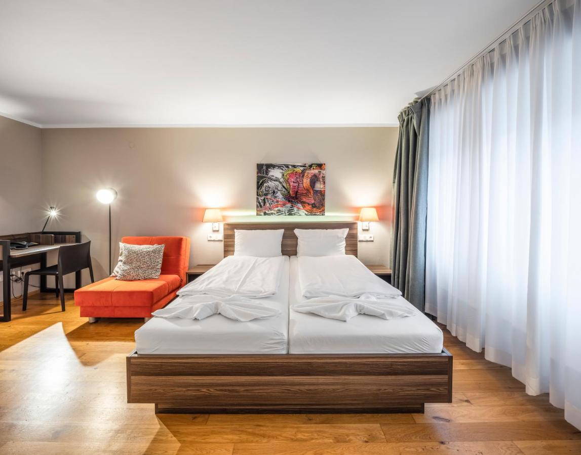 Living-World Aparthotel Heidelberg Exterior foto